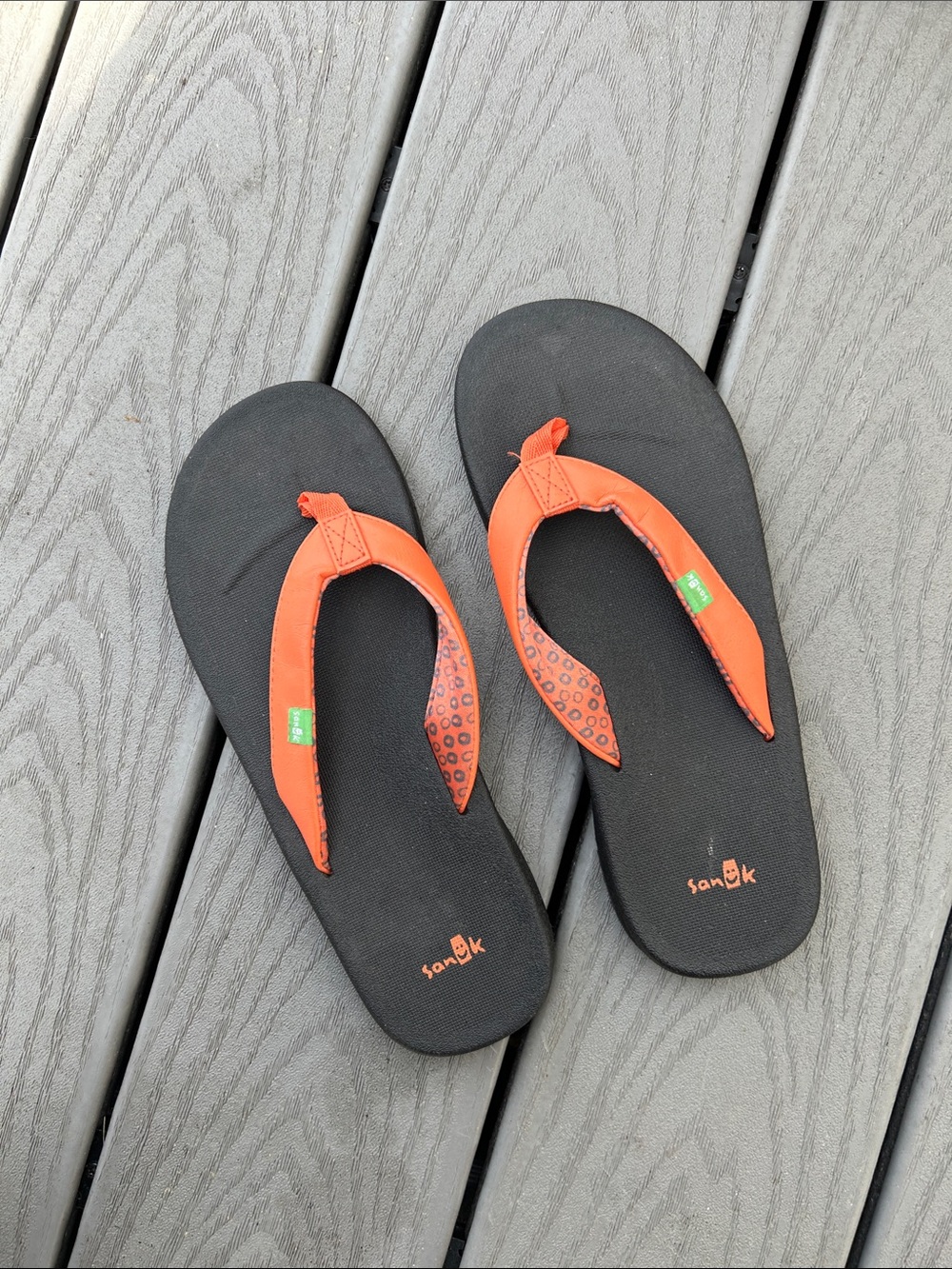Sanuk Sandal Cozy Black/pink/salmon Flip Flop Sandals Size 7